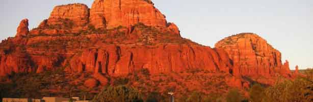 Honeymoon Destinations Just Right For You Featured Image